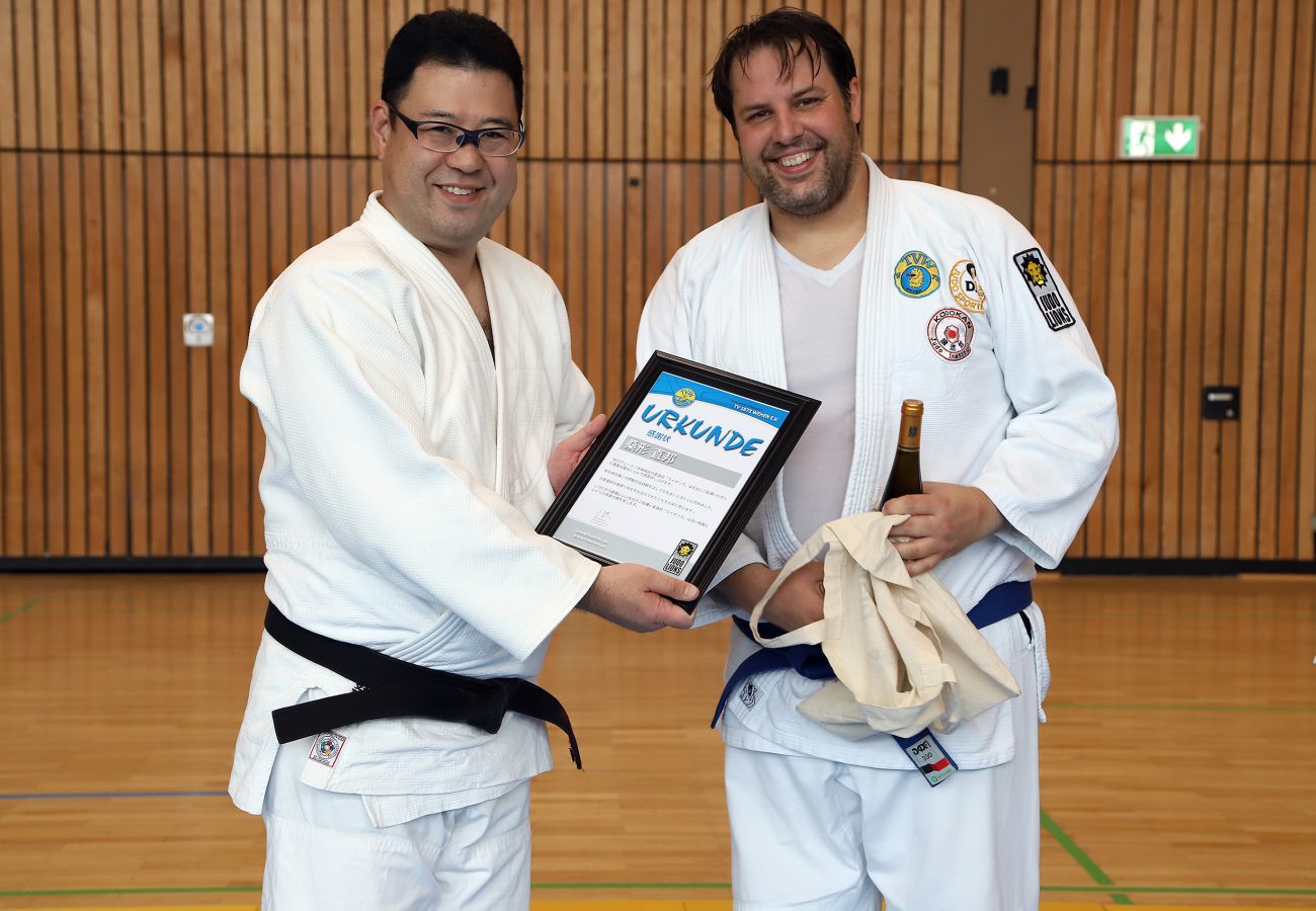 Meister Kuwagata begeistert Judoka – Foto 08 Meister Kuwagata begeistert Judoka - Foto 08